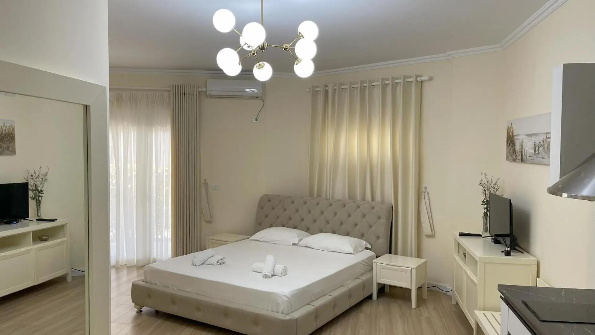 Primavera X Apartments Draç